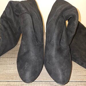 🔥 JustHave Black Faux Suede Over-The-Knee Boots – OTK Chic! 🔥